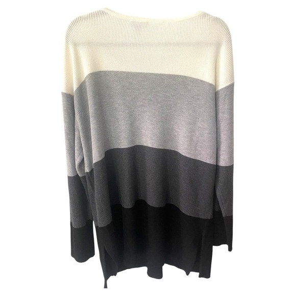 Vince Camuto Cream and Gray Crew Neck Sweater - Picture 2 of 7